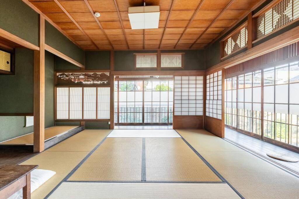 日々の宿: 宇野駅から車で5分 直島へ 最大7名様 古民家貸切 一棟貸し Tamano Exterior photo